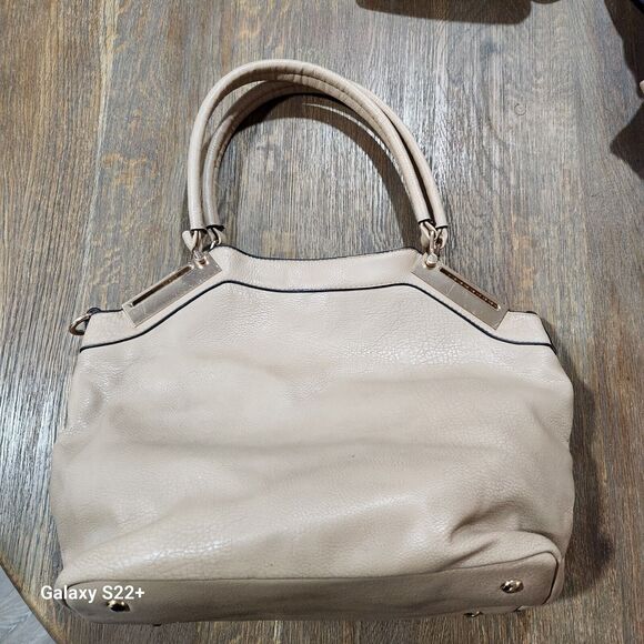 Black Rivet Handbags - Black Rivet Taupe Leather Purse Normcore Everyday Carryall Classic Neutral